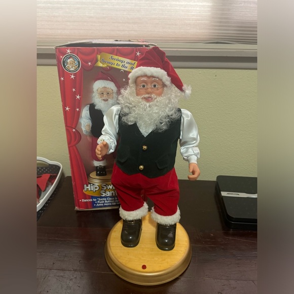 Vintage Christmas Gemmy 1998 Hip Swinging Santa - Tested - Picture 5 of 11